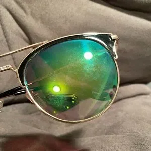 Lucky Brand | Accessories | Lucky Brand Fairfax Sunglasses  display picture 2